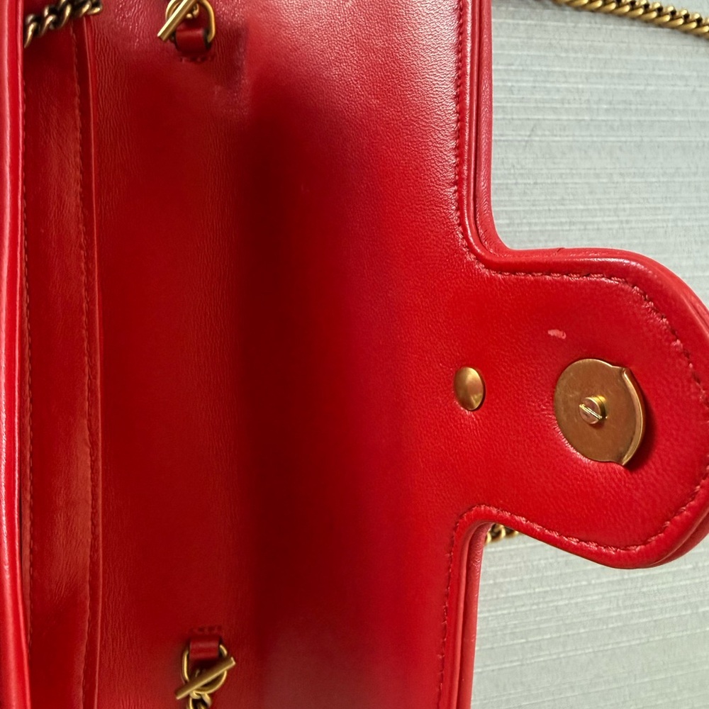 NWT Gucci Limited Edition Red Quilted Crossbody Bag w/ Slim Wallet - Picture 10 of 10